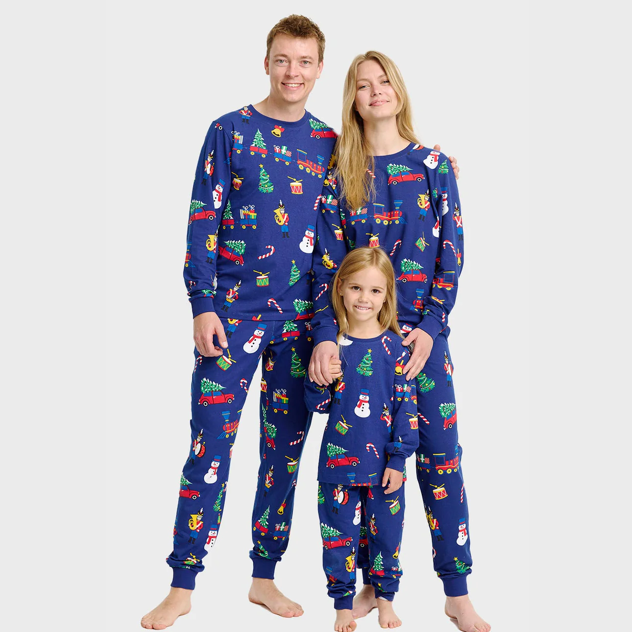 christmas-toys-pyjamas-women1